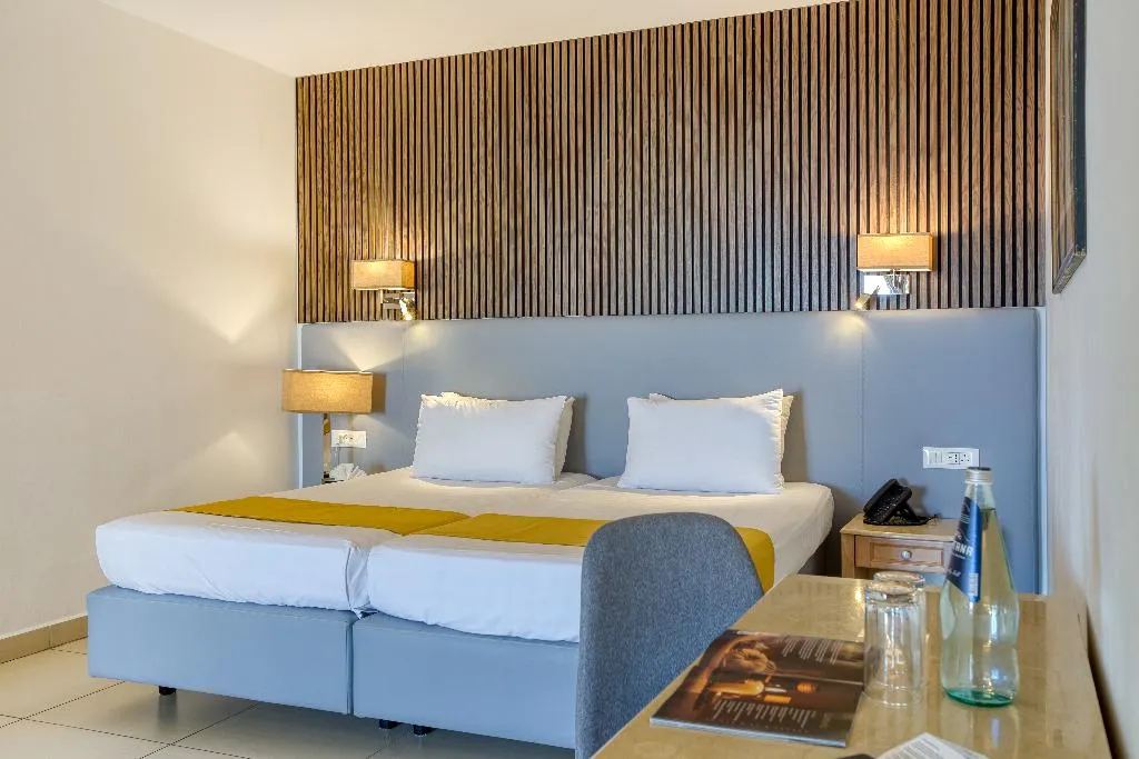 STUDIO DELUXE Room, Solana Hotel & Spa, Malta