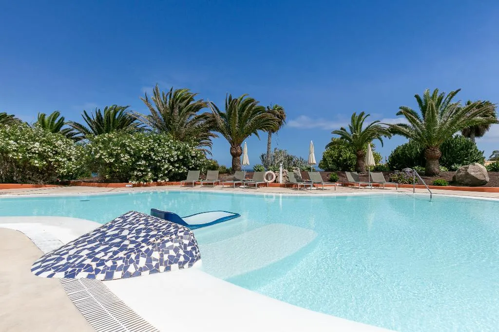 Pool, Hotel LIVVO Risco del Gato Suites, Fuerteventura