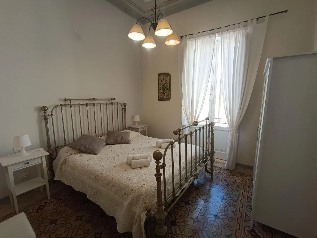 Room, B&B Trapani Granveliero, Palermo