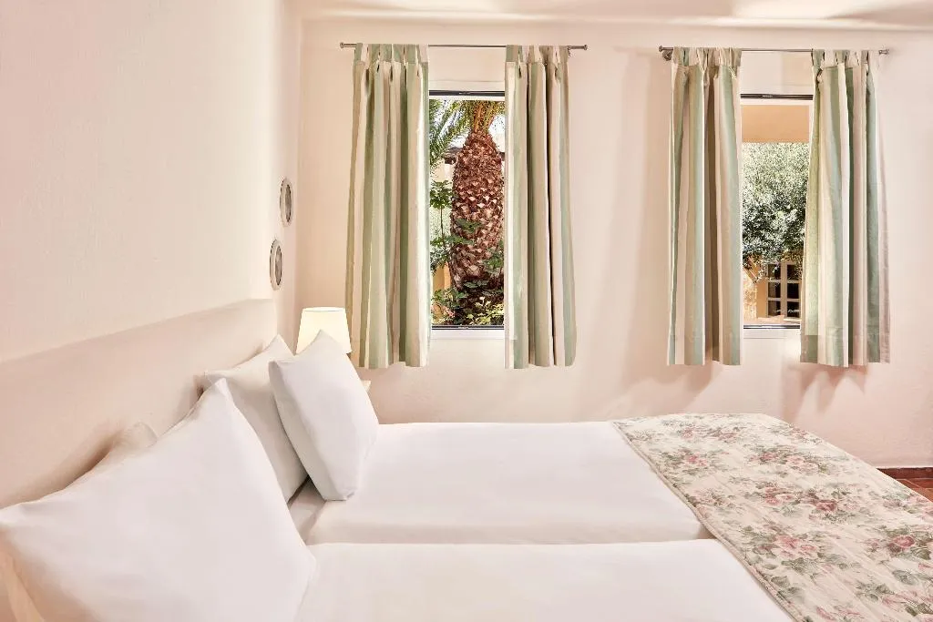 Room, Candia Park Village, Crete