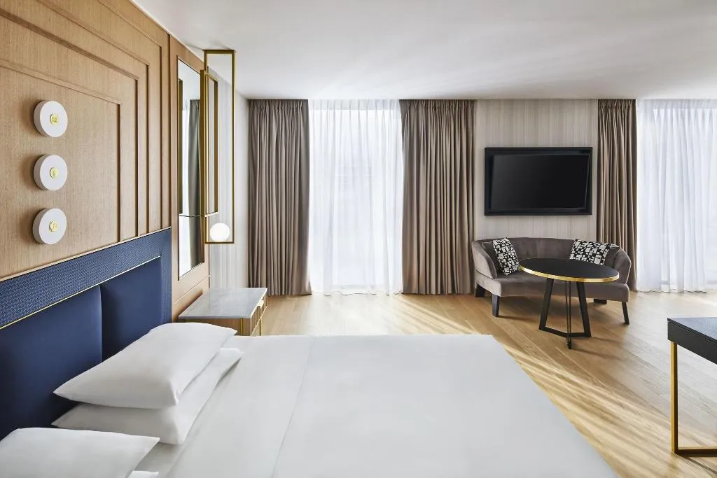 Room, Grand Hyatt Athens, Athens