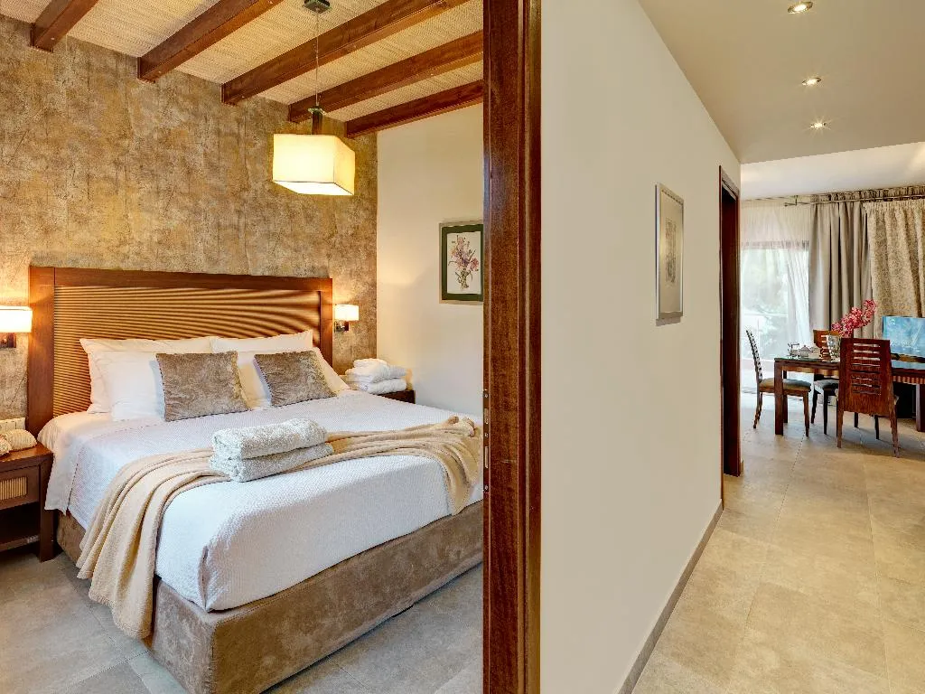 SUITE BEACH FRONT Room, Olympion Sunset, Halkidiki