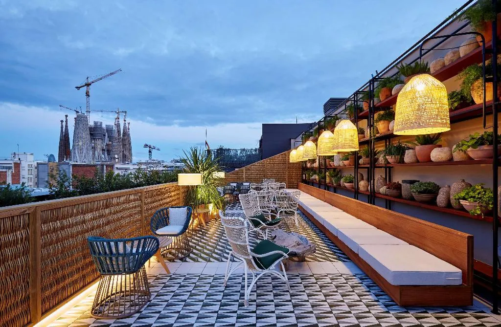 Bar, Radisson Blu 1882 Hotel, Barcelona Sagrada Familia, Barcelona