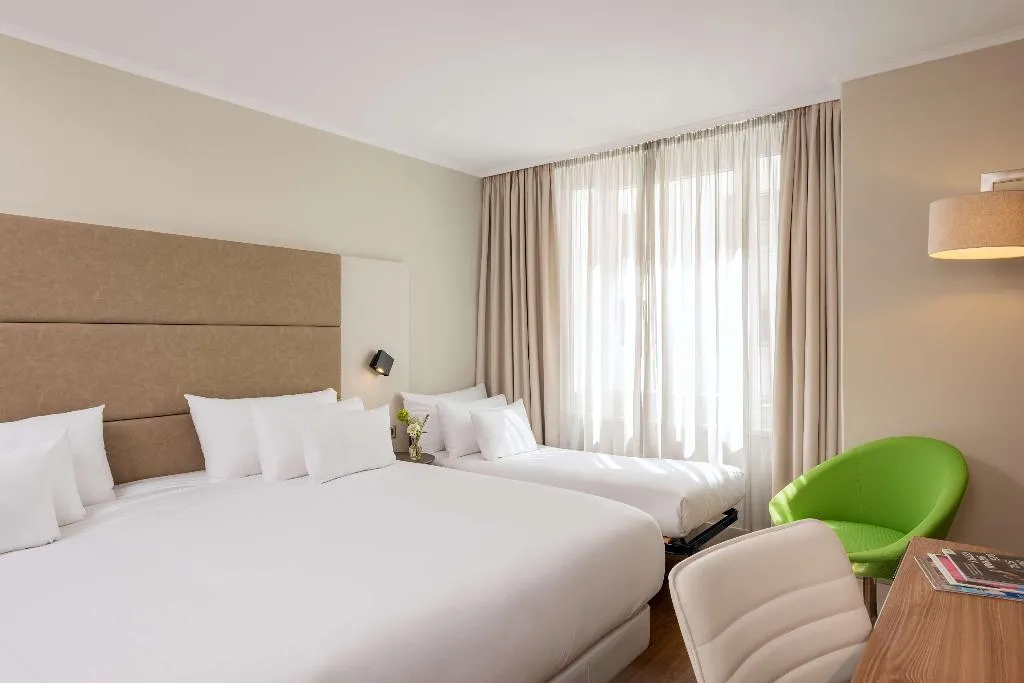 Room, NH Collection Berlin Mitte am Checkpoint Charlie, Berlin
