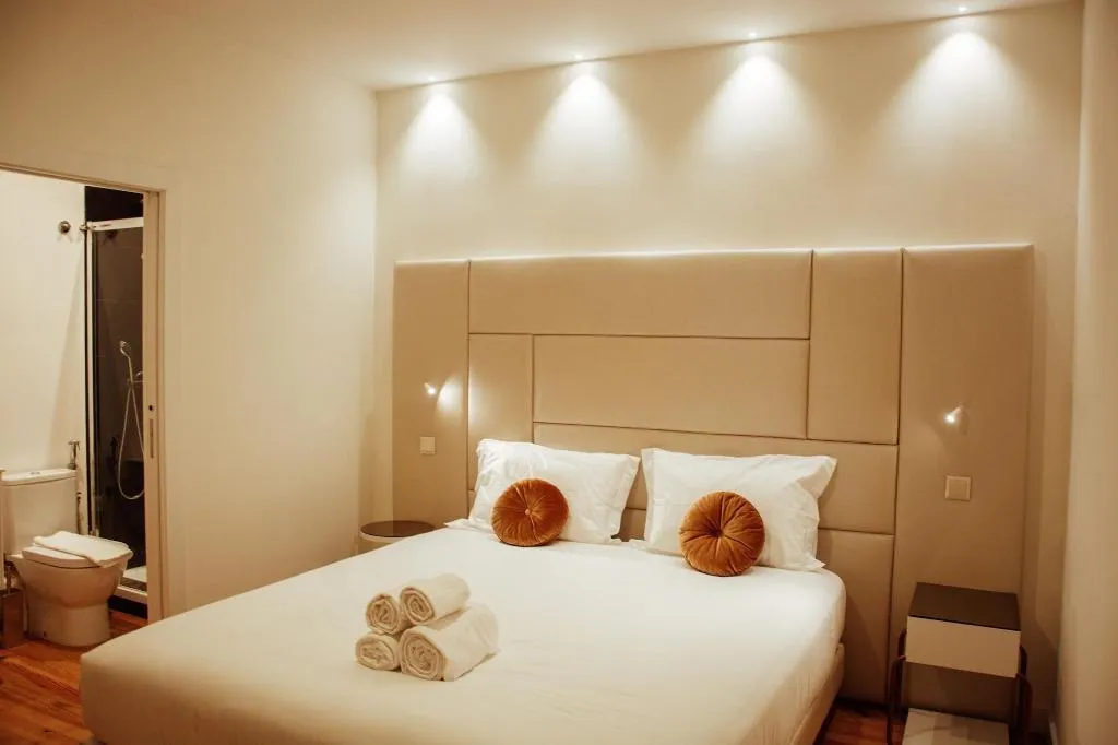 Room, Le Premier Lisbon Suites, Lisbon