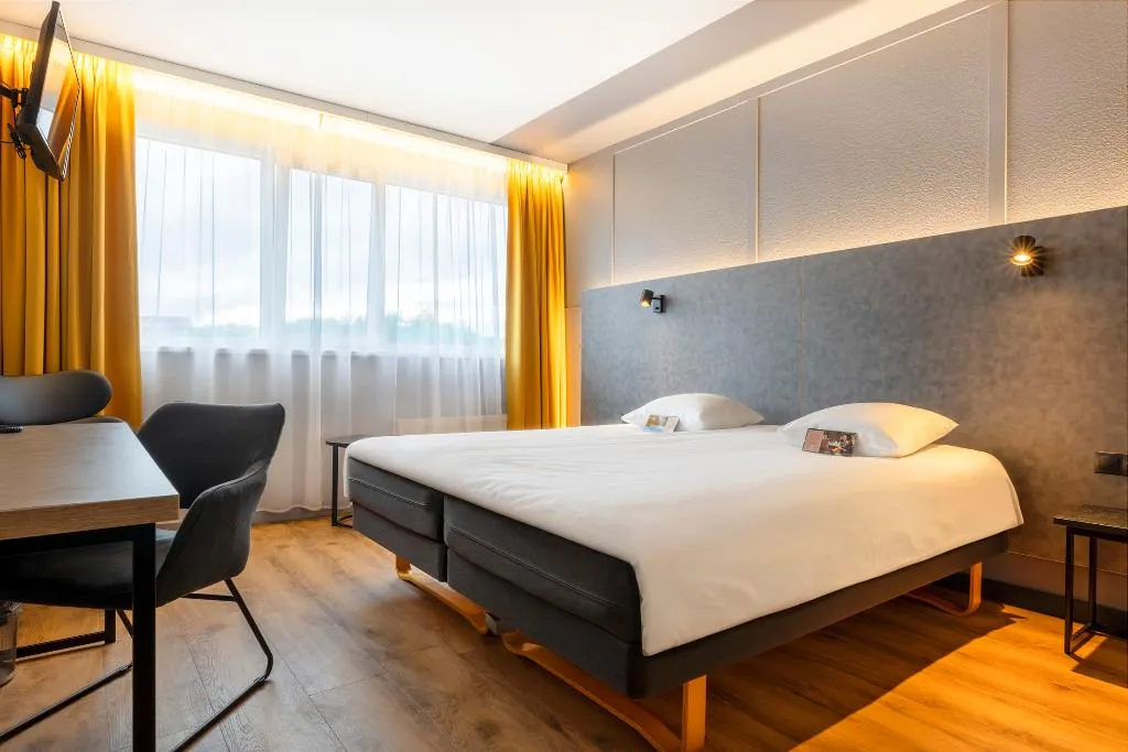 Double or Twin STANDARD Room, Metropol Hotel, Tallinn