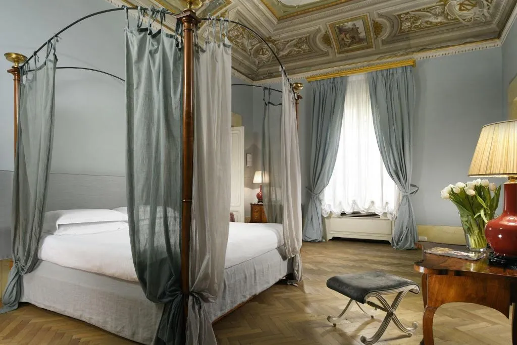 SUITE GARDEN VIEW KING BED Room, Palazzo Di Camugliano, Florence