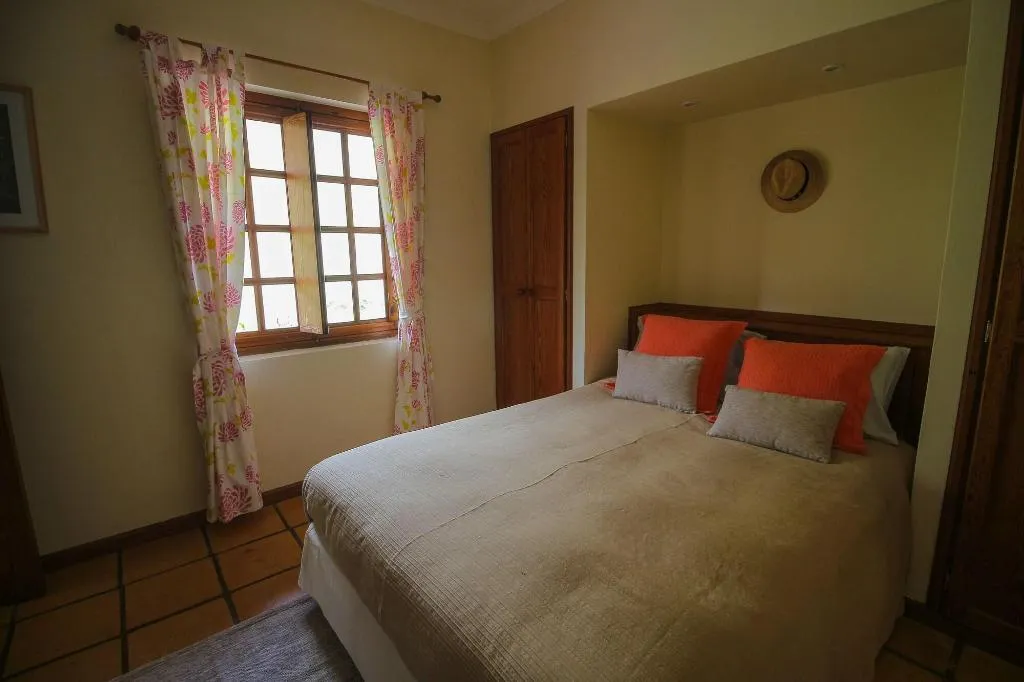 Room, North Coast Guest House, Madeira