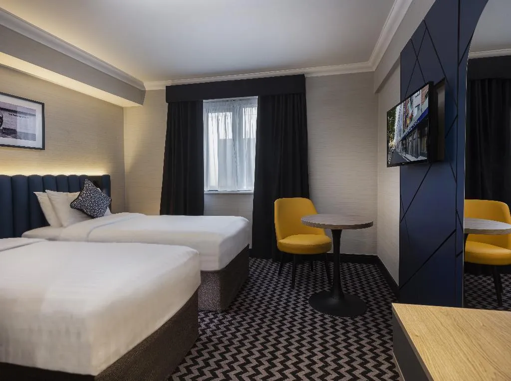 TWIN STANDARD Room, Academy Plaza Hotel, Dublin