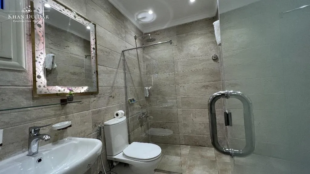 QUADRUPLE ONE BEDROOM ONE BATHROOM Room, Khan Duidar Inn - Pyramids View Rooftop, Cairo