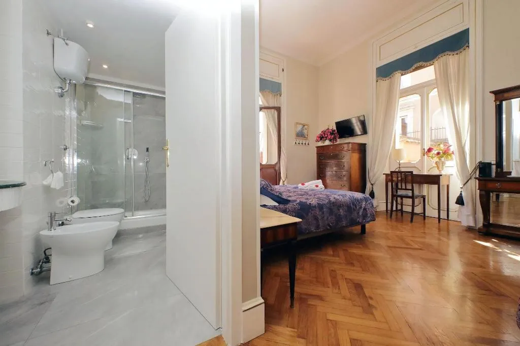 Room, Domus Monamì Luxury Suites, Rome