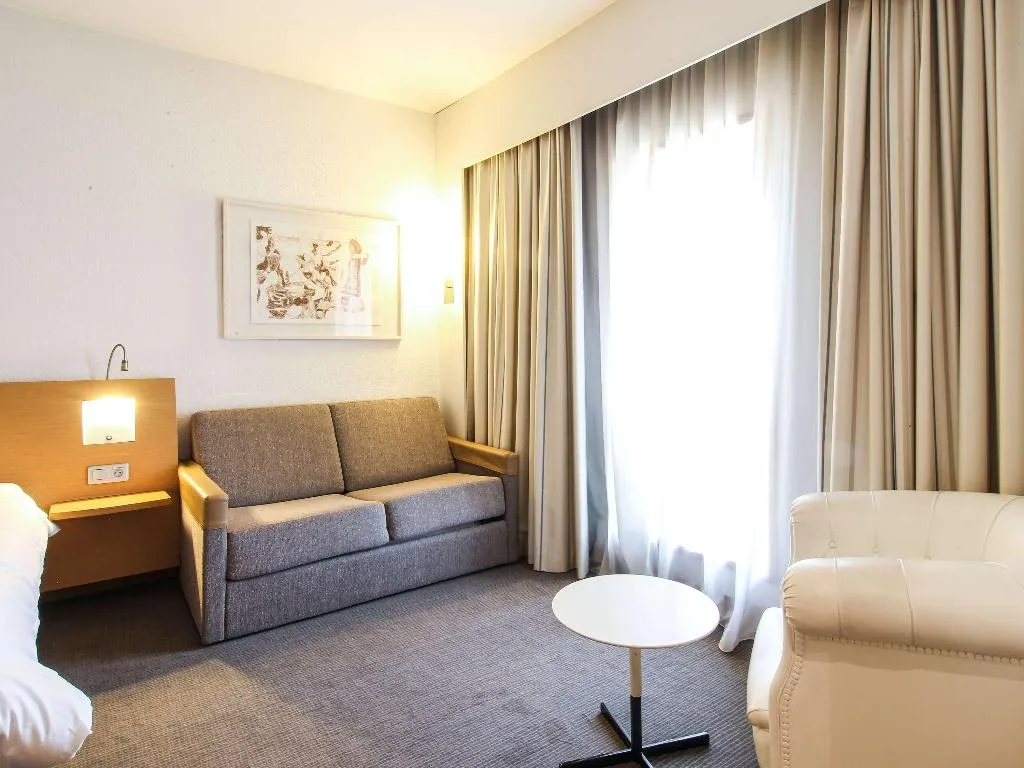 SUITE EXECUTIVE Room, Novotel Tunis, Tunisia