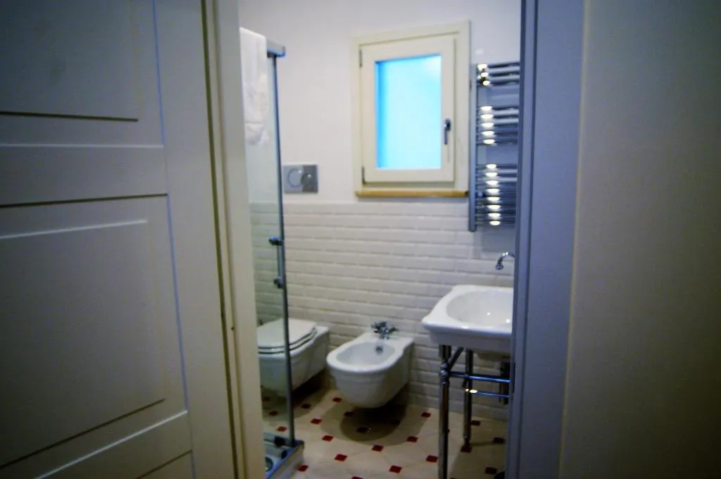 Room, Magia A Trilussa, Rome