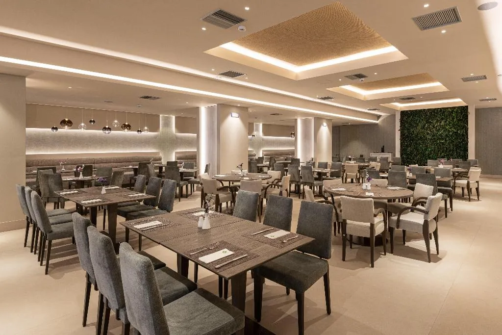 Restaurant, Holiday Inn Thessaloniki, Halkidiki