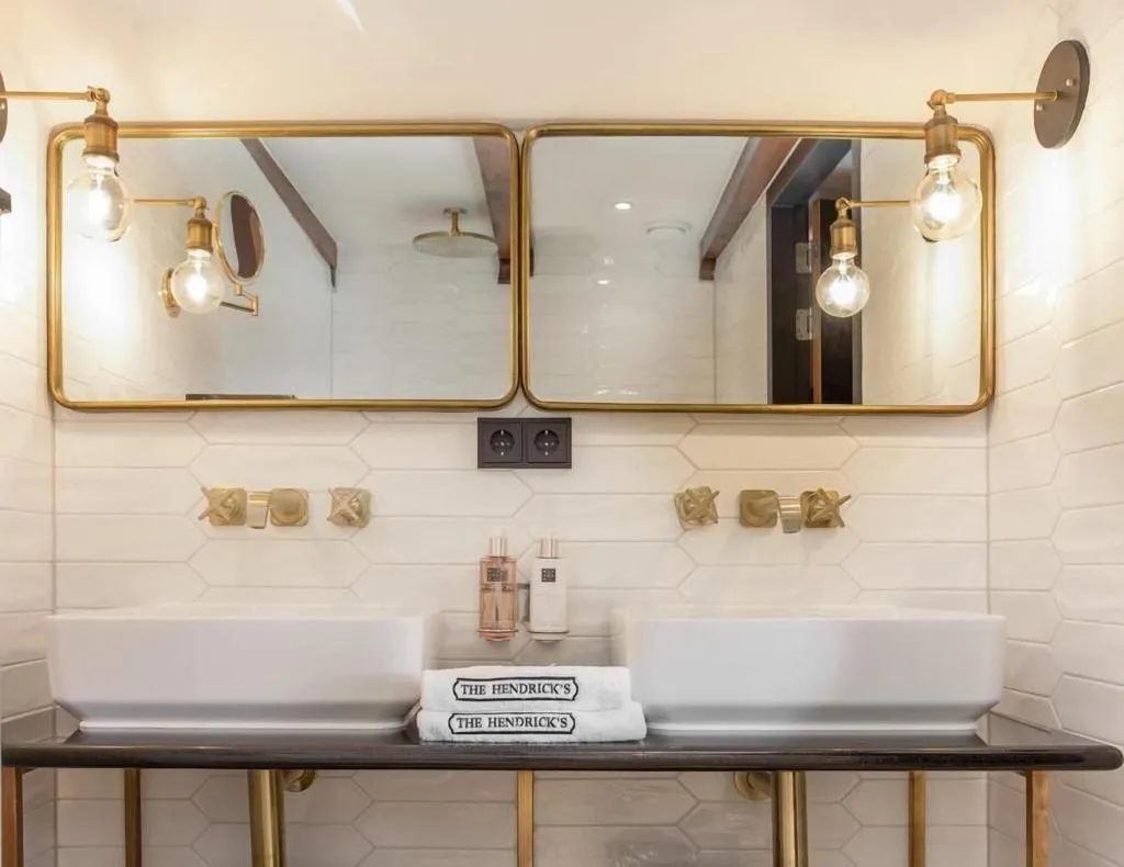 Room, The Hendrick S Hotel, Amsterdam