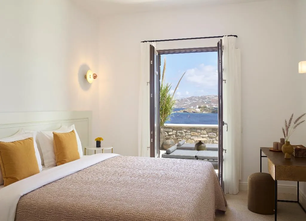 HOME WITH PRIVATE POOL Room, Bonzoe Suites & Villas, Mykonos