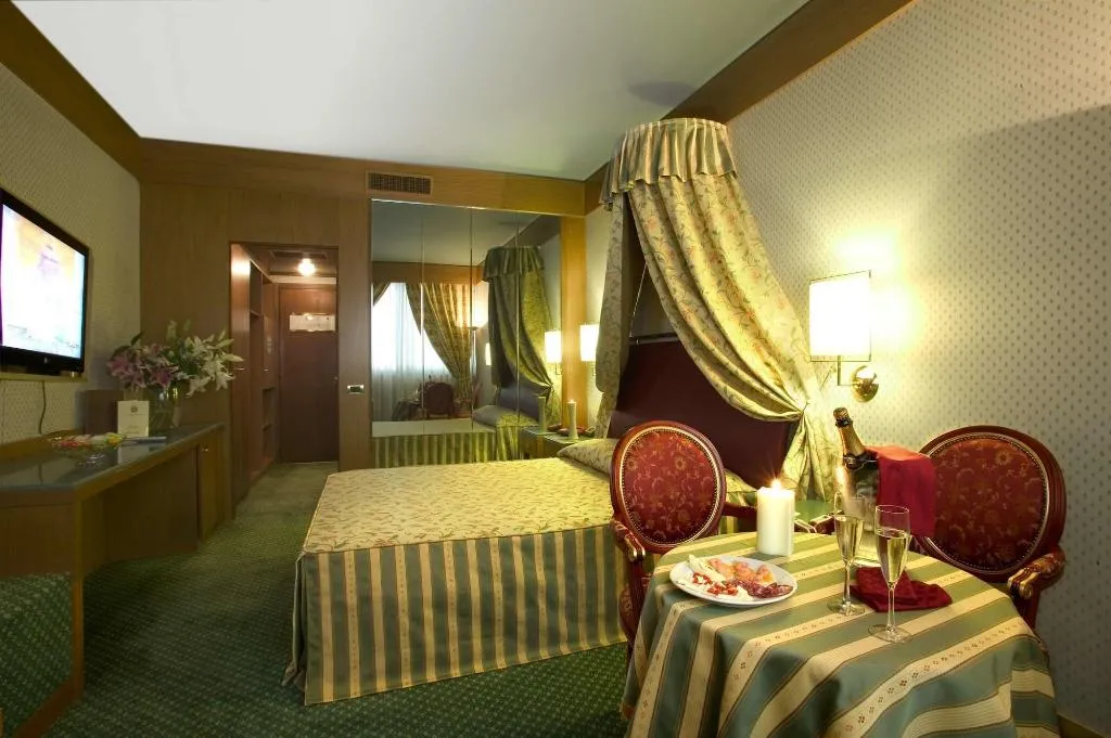 Room, Hotel Motel Visconteo, Milan