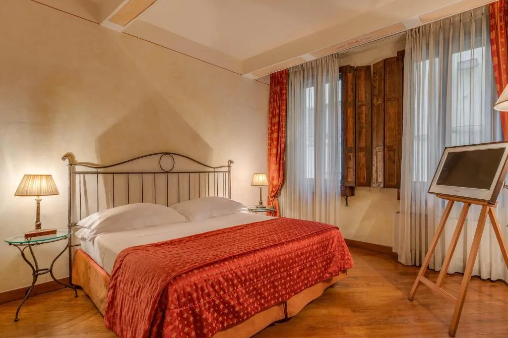 Room, In Piazza della Signoria - Residenza d'Epoca, Florence