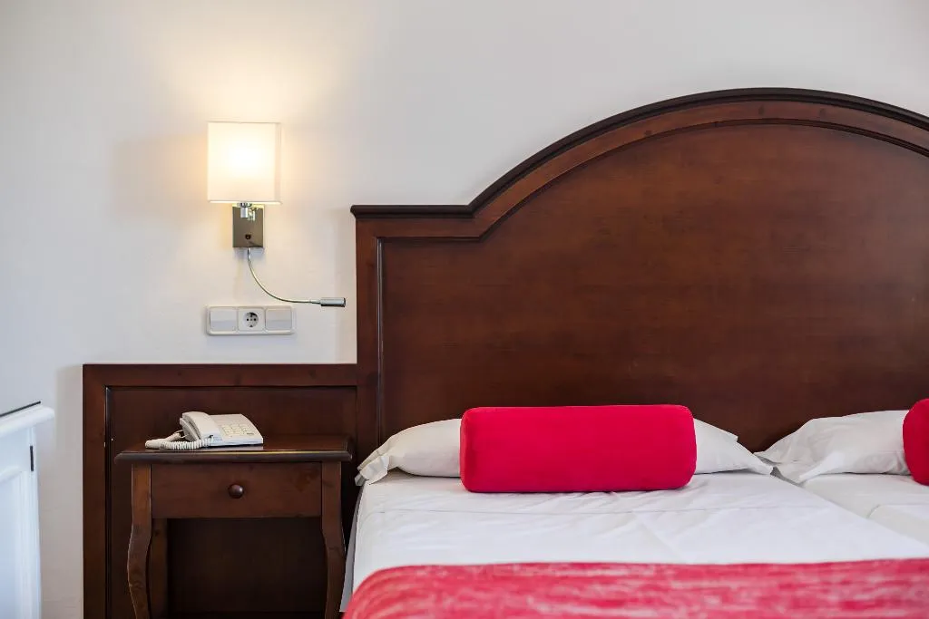 Double or Twin WITH BALCONY Room, Ca'l Bisbe, Majorca