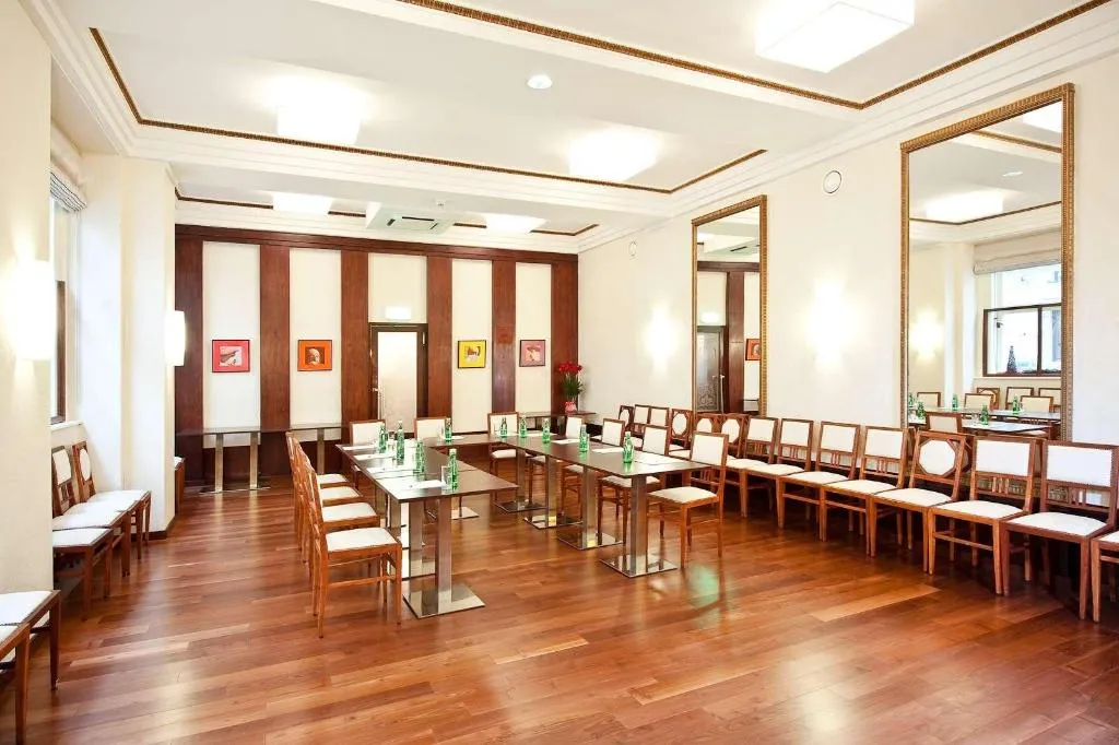 Conferences, Graben, Vienna