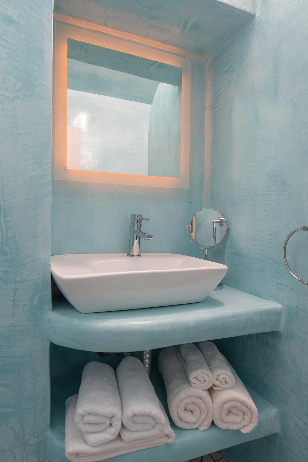 SUITE WITH JACUZZI Room, Sole D'Oro Luxury Suites, Santorini