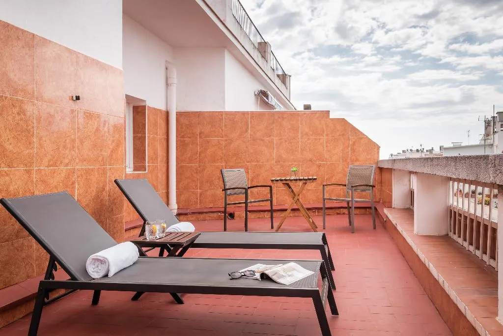 Double or Twin WITH TERRACE Room, Medium Sitges Park, Costa Brava