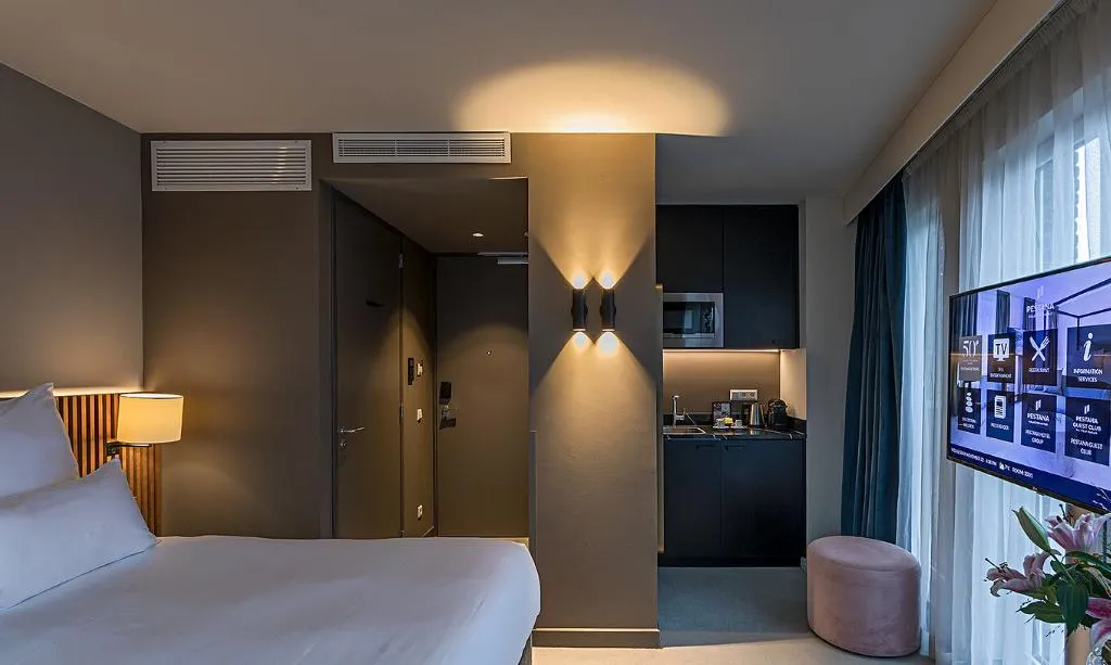 STUDIO STANDARD Room, Pestana Amsterdam Riverside, Amsterdam