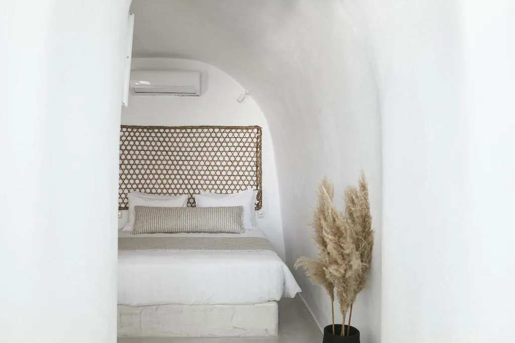 Lobby, You And Me Suites, Santorini