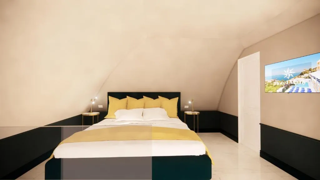 FAMILY ROOM CAPACITY 5 Room, Mary Hotel, Naples