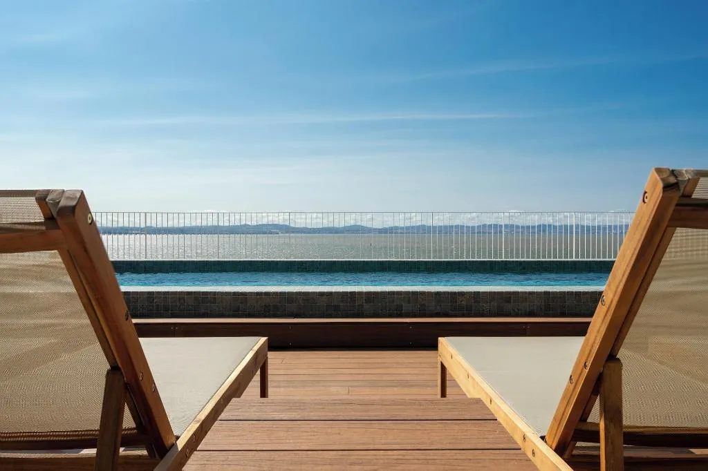 Sports and Entertainment, Upon Vila Alcochete Hotel, Lisbon