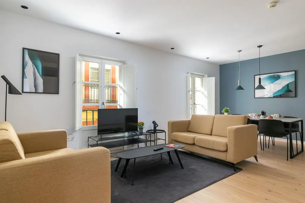 APARTMENT CAPACITY 6 THREE BEDROOM Room, Holiday Rentals Los Salados, Seville