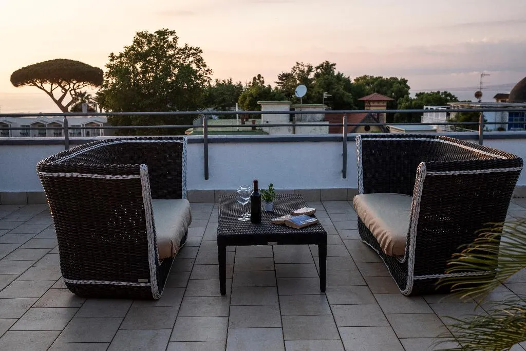 Terrace, Hotel La Pergola, Naples