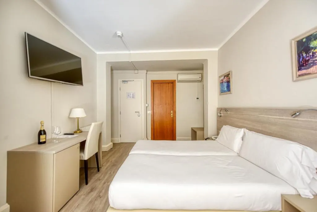TWIN CLASSIC Room, Hotel Bazzoni et Du Lac, Milan