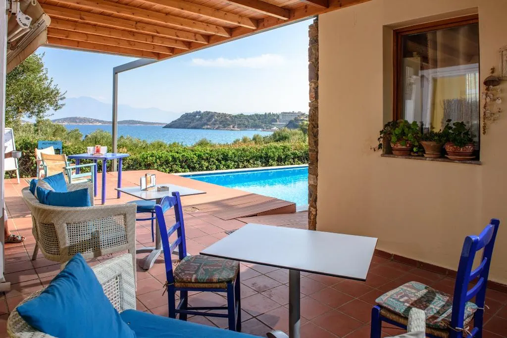 Bar, Mirabella Apartments, Crete
