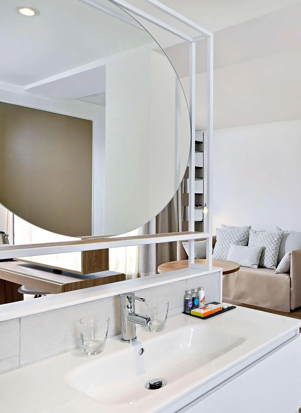 SUITE LAKE VIEW Room, Innside by Melia Alcudia, Majorca