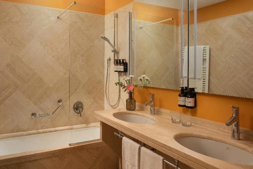 SUITE WITH TERRACE Room, NH Roma Villa Carpegna, Rome