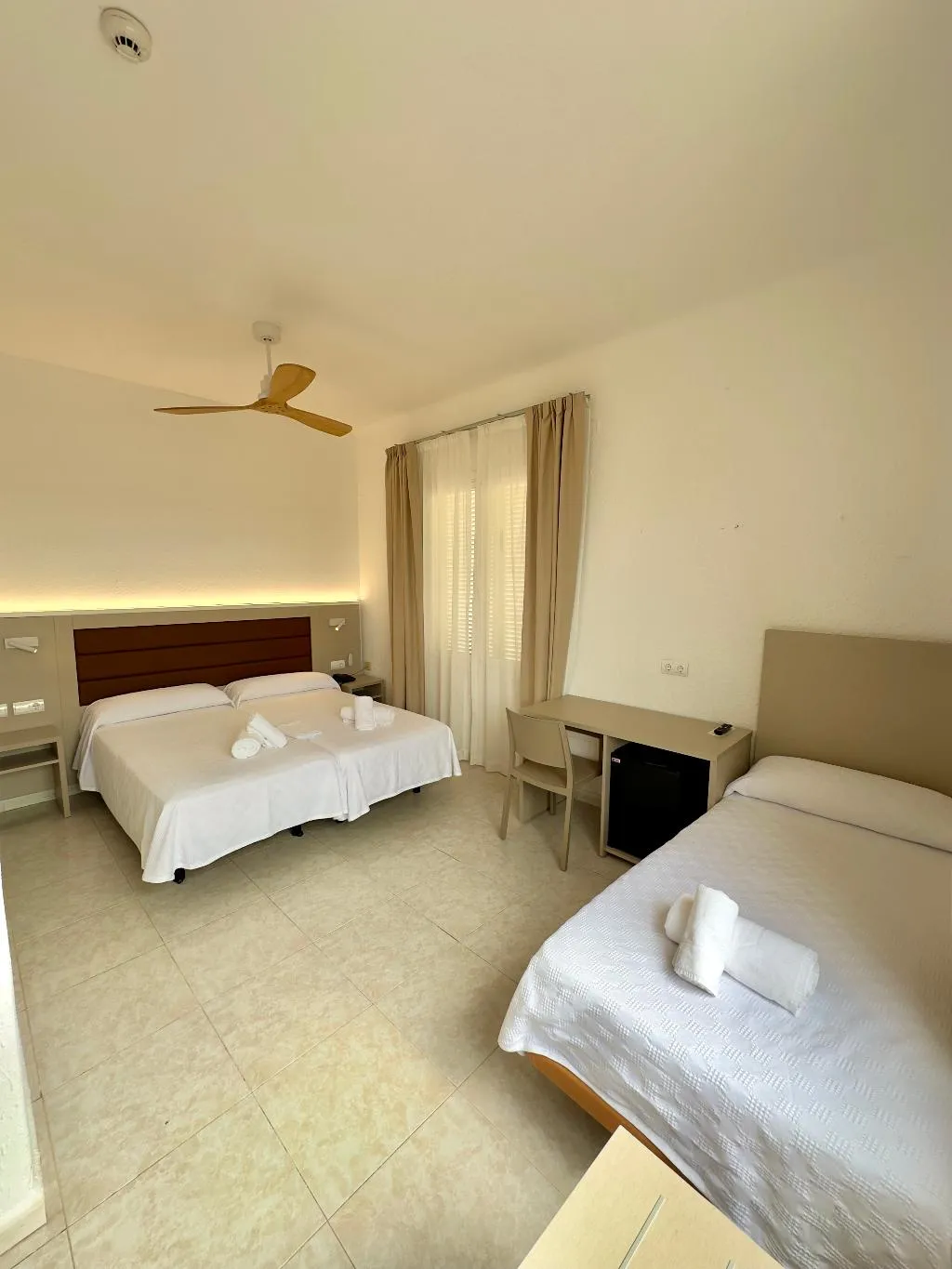 Double or Twin STANDARD Room, Complejo Lago Playa, Ibiza