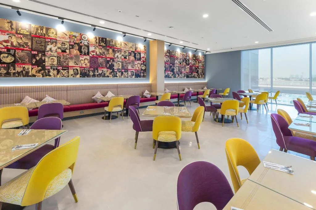Restaurant, Premier Inn Dubai Ibn Battuta Mall, Dubai