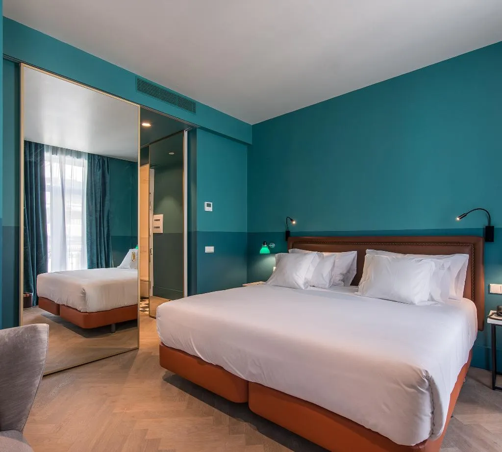 DOUBLE SINGLE USE DELUXE Room, Vincci The Mint, Madrid
