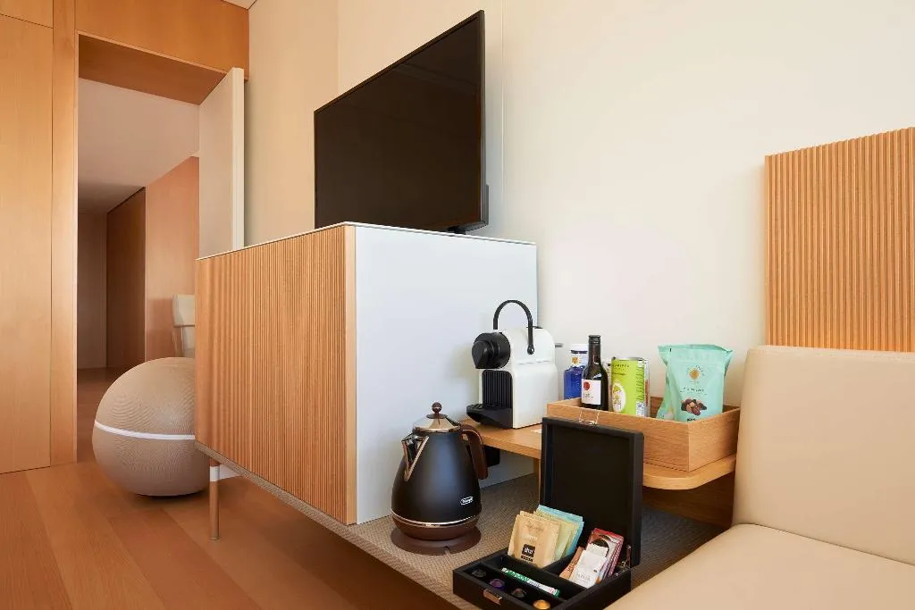 DOUBLE WITH TERRACE Room, Melia Palma Bay, Majorca