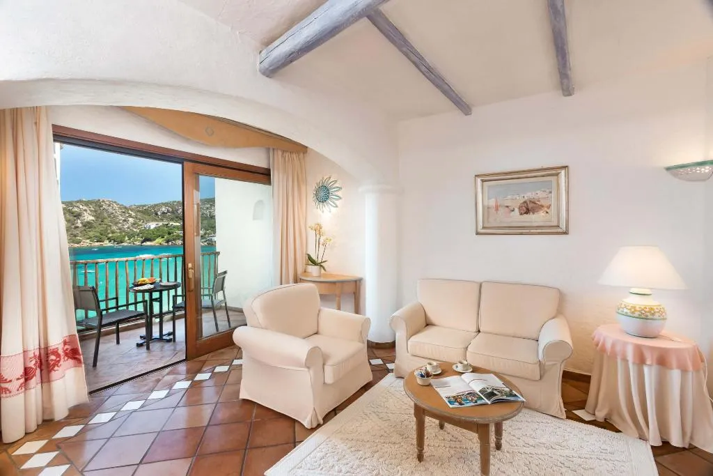 JUNIOR SUITE SEA VIEW Room, Club Hotel Baja Sardinia, Olbia