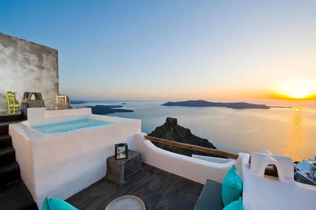 SUITE STANDARD Room, Sophia Luxury Suites, Santorini