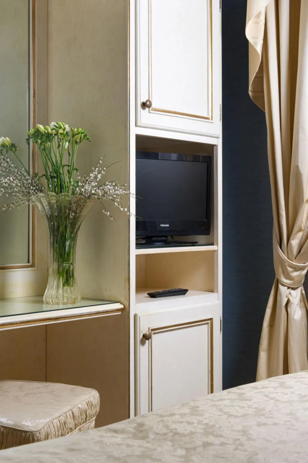 TRIPLE STANDARD Room, Carlton Capri, Venice
