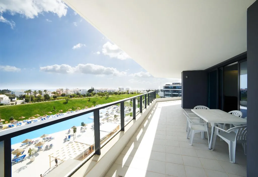SUITE DELUXE Room, RR Alvor Baia Resort, Algarve