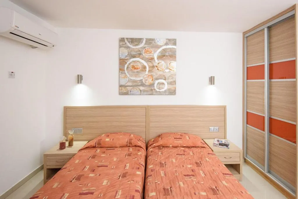 Room, Paul Marie, Cyprus