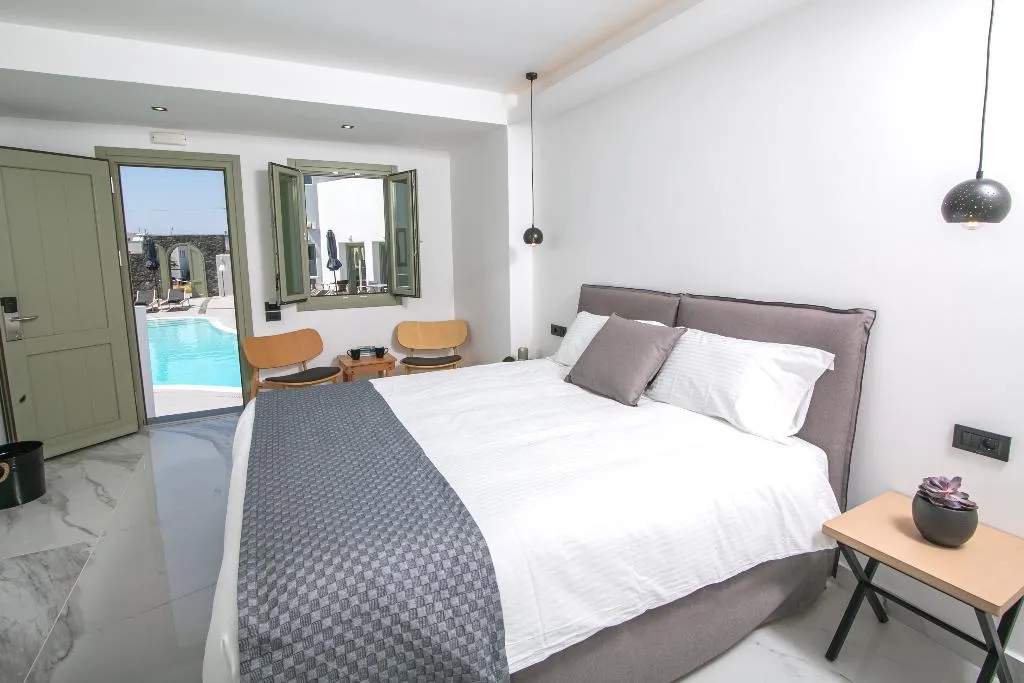 SUITE SUPERIOR POOL VIEW Room, Kallos Imar Boutique Hotel, Santorini