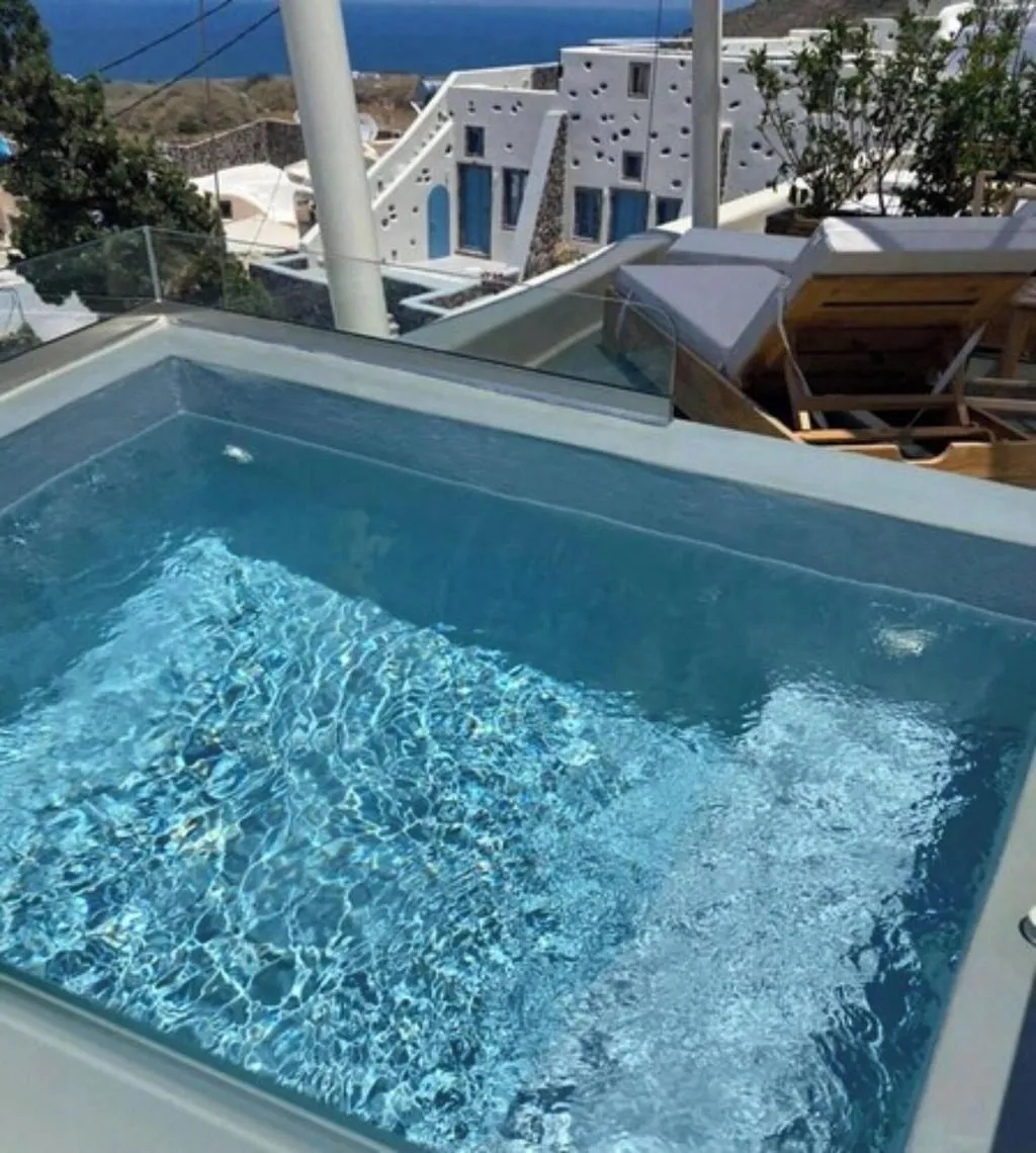 Sports and Entertainment, Edem Luxury Hotel, Santorini