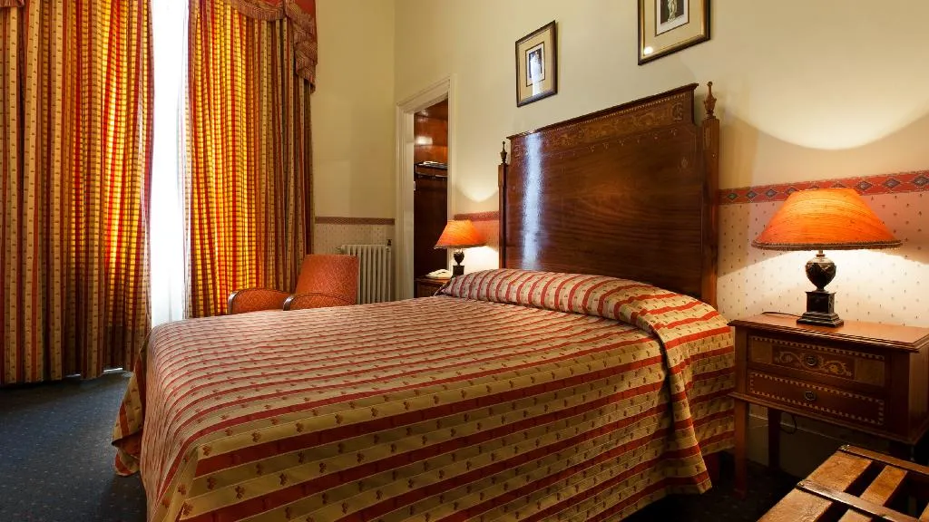 Double or Twin SUPERIOR Room, Palace Hotel Bussaco, Porto