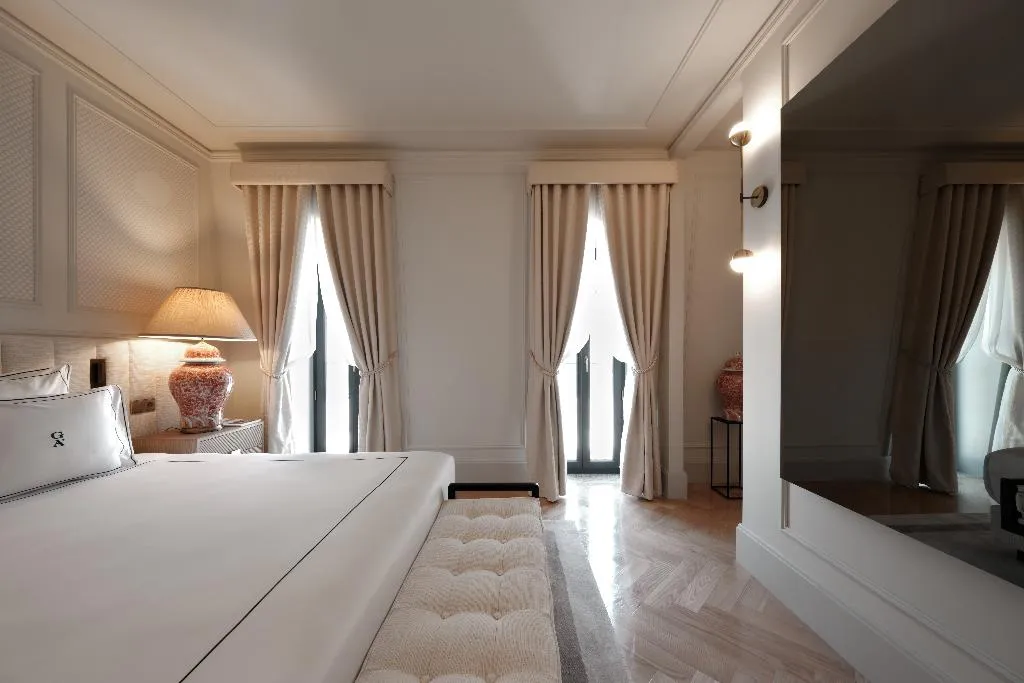 SUITE KING SIZE BED Room, Hotel Ga Palace, Porto