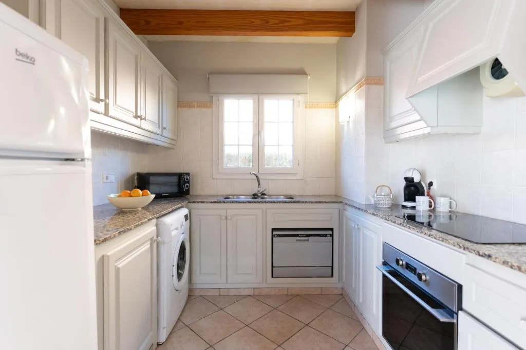 VILLA THREE BEDROOMS WITH AIR CONDITIONING Room, Maribel Villas, Menorca